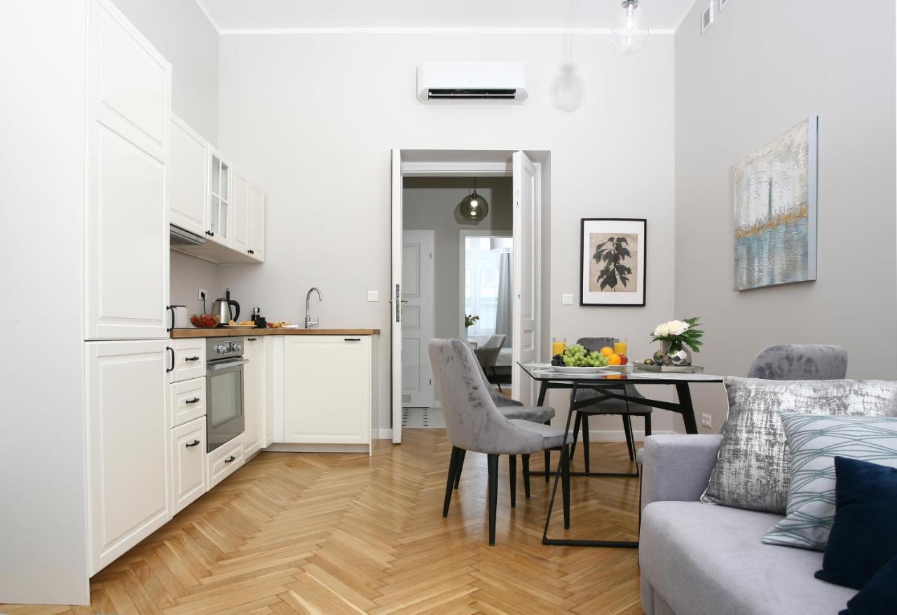 Gem Apartment By Castle Cracóvia Exterior foto